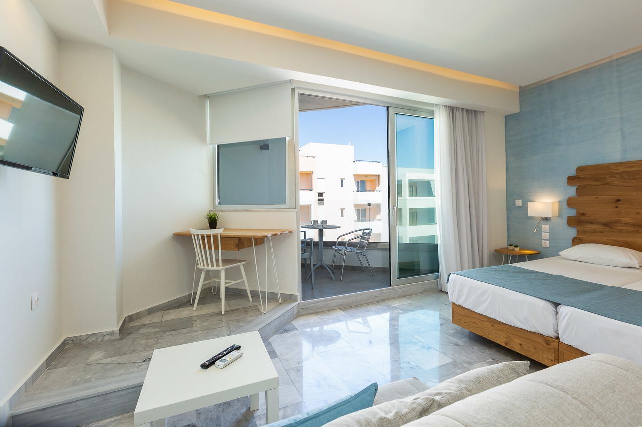 Meltemi Coast Suites Réthymnon Extérieur photo