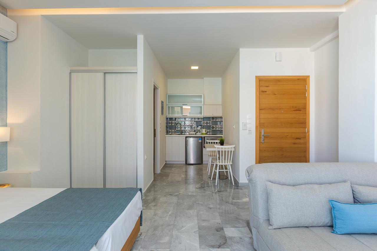 Meltemi Coast Suites Réthymnon Extérieur photo